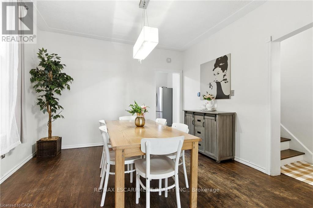 44 Holton Avenue N, Hamilton, Ontario  L8L 6H4 - Photo 8 - X12452124