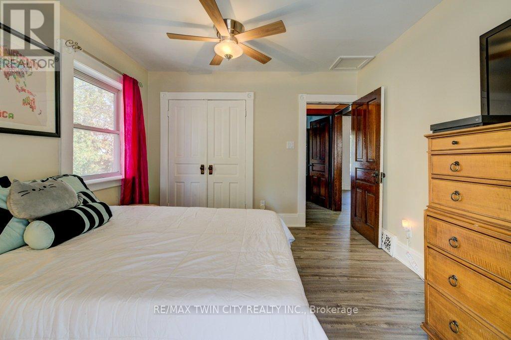 207 Hedley Street, Cambridge, Ontario  N3H 3X9 - Photo 12 - X12452133