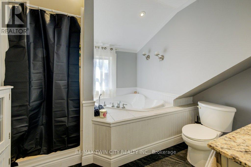 207 Hedley Street, Cambridge, Ontario  N3H 3X9 - Photo 19 - X12452133