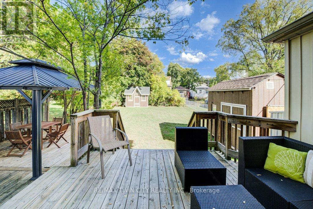 207 Hedley Street, Cambridge, Ontario  N3H 3X9 - Photo 20 - X12452133