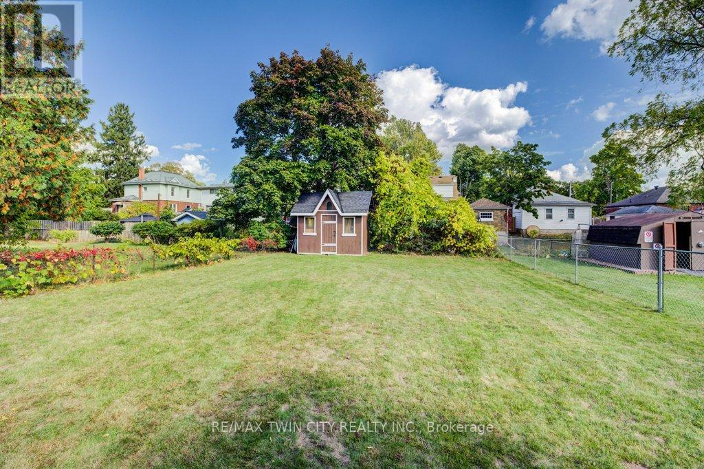 207 Hedley Street, Cambridge, Ontario  N3H 3X9 - Photo 22 - X12452133