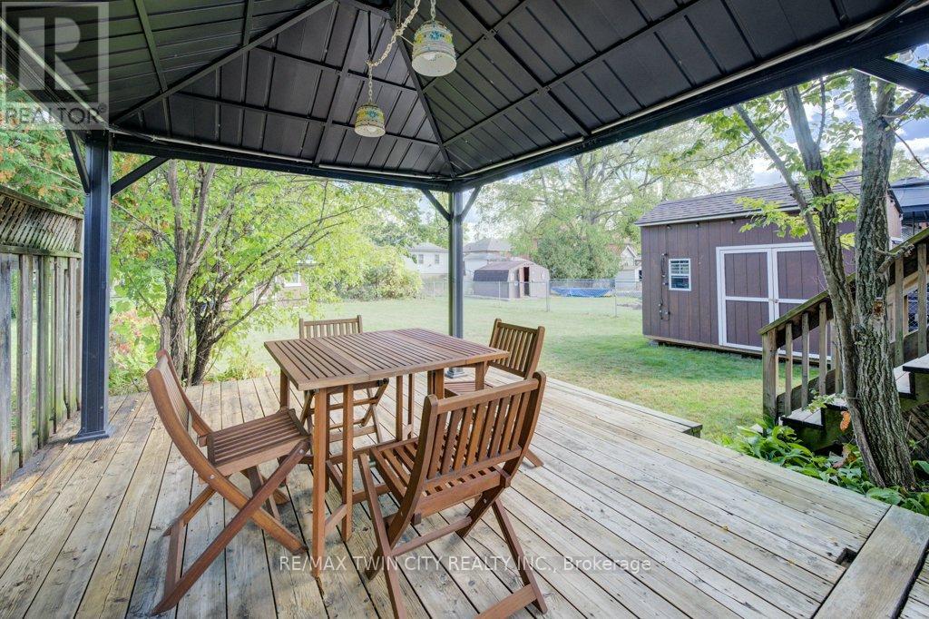 207 Hedley Street, Cambridge, Ontario  N3H 3X9 - Photo 23 - X12452133