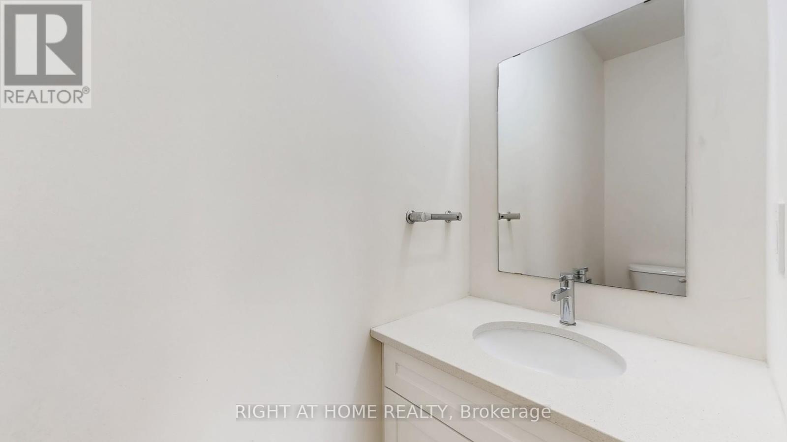1608 Capri Crescent, London North, Ontario  N6G 0S8 - Photo 13 - X12452142