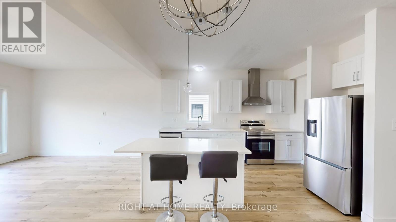 1608 Capri Crescent, London North, Ontario  N6G 0S8 - Photo 9 - X12452142