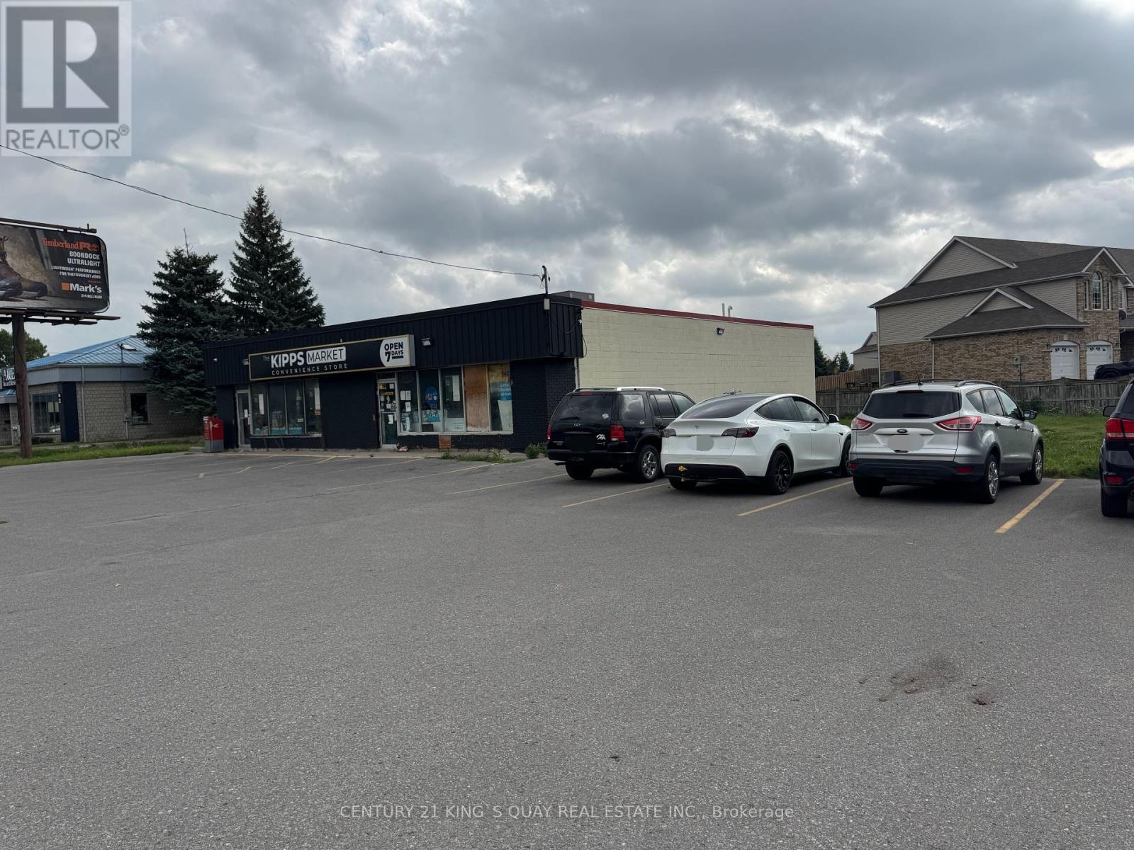 103 College Street W, Belleville, Ontario  K8P 2G3 - Photo 2 - X12452145