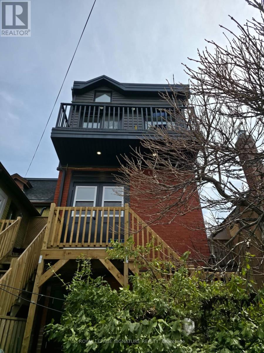 UNIT 3 - 562 PARLIAMENT STREET, Toronto, Ontario