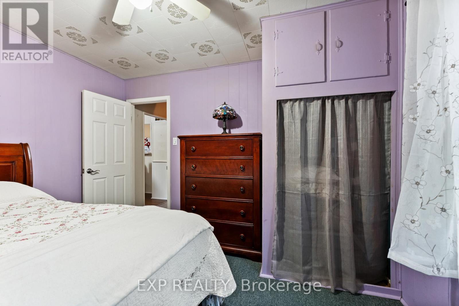 138 Byron Street, Quinte West, Ontario  K8V 2Y6 - Photo 12 - X12452202