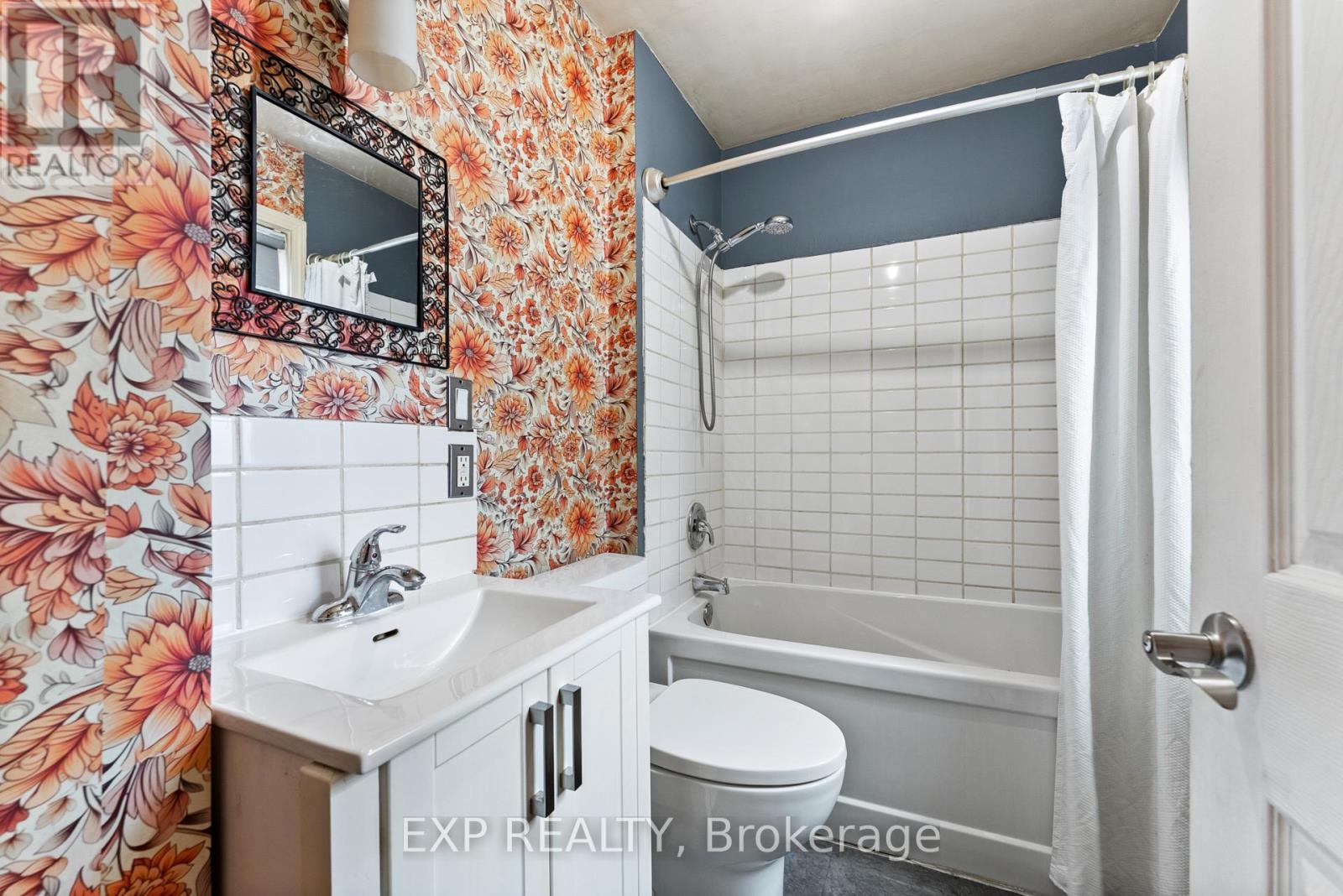 138 Byron Street, Quinte West, Ontario  K8V 2Y6 - Photo 13 - X12452202