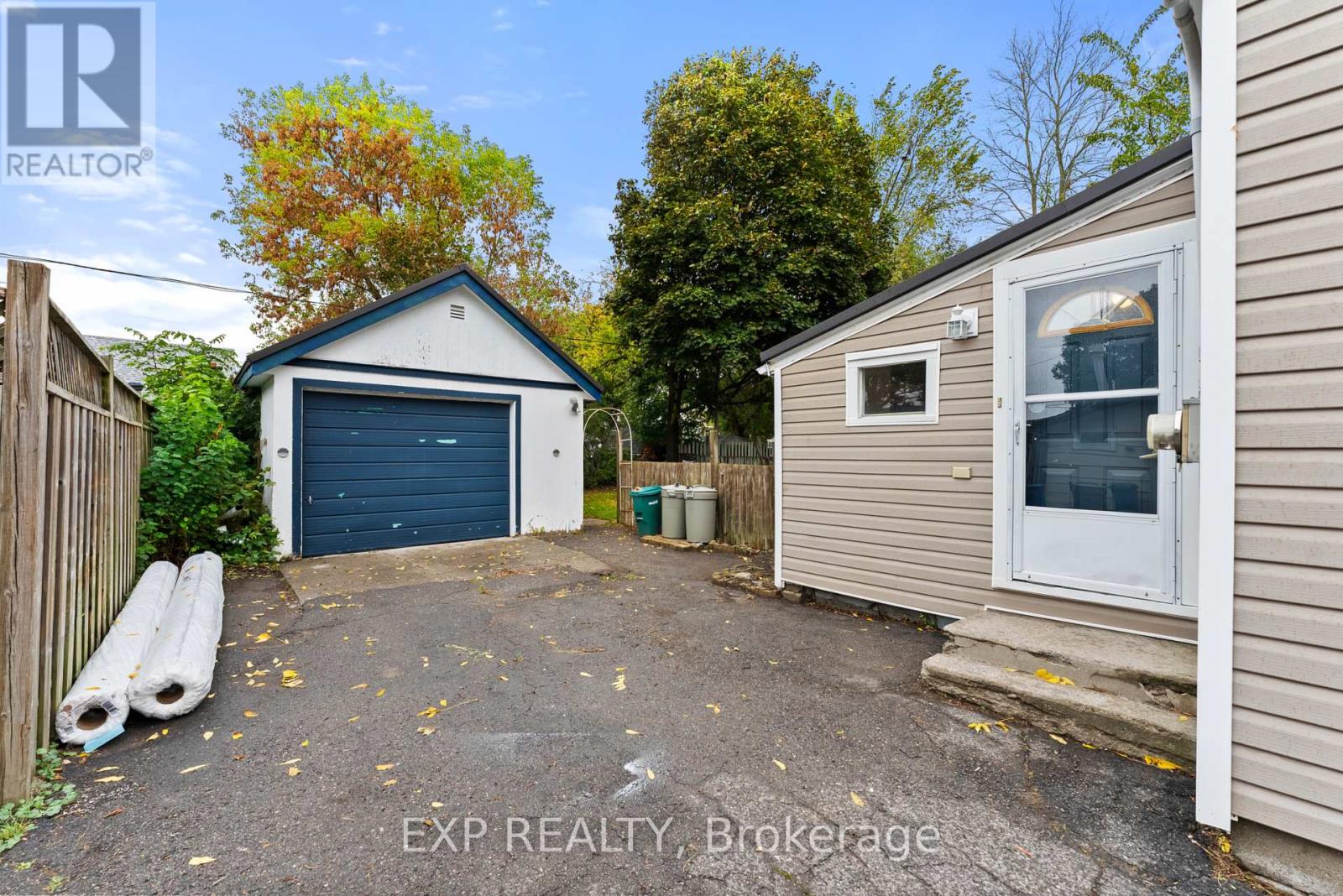 138 Byron Street, Quinte West, Ontario  K8V 2Y6 - Photo 21 - X12452202