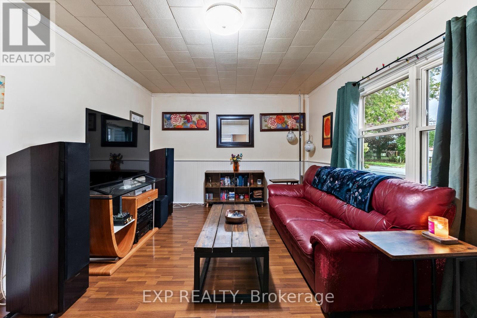 138 Byron Street, Quinte West, Ontario  K8V 2Y6 - Photo 6 - X12452202