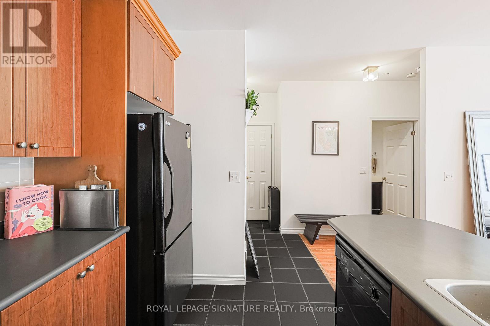 804 - 980 Yonge Street, Toronto, Ontario  M4W 3V8 - Photo 14 - C12452186