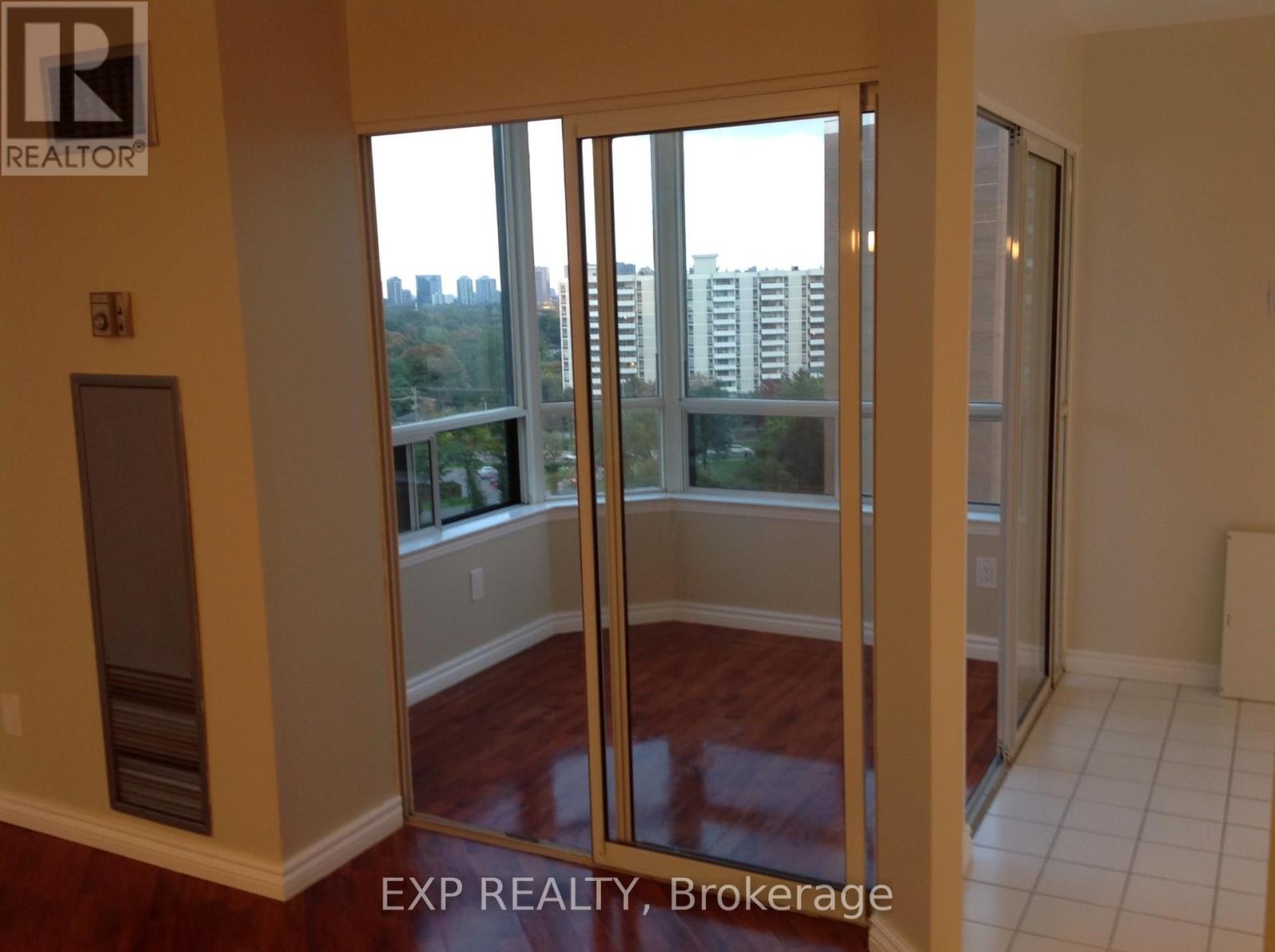 1411 - 1121 Steeles Avenue W, Toronto, Ontario  M2R 3W7 - Photo 16 - C12452218