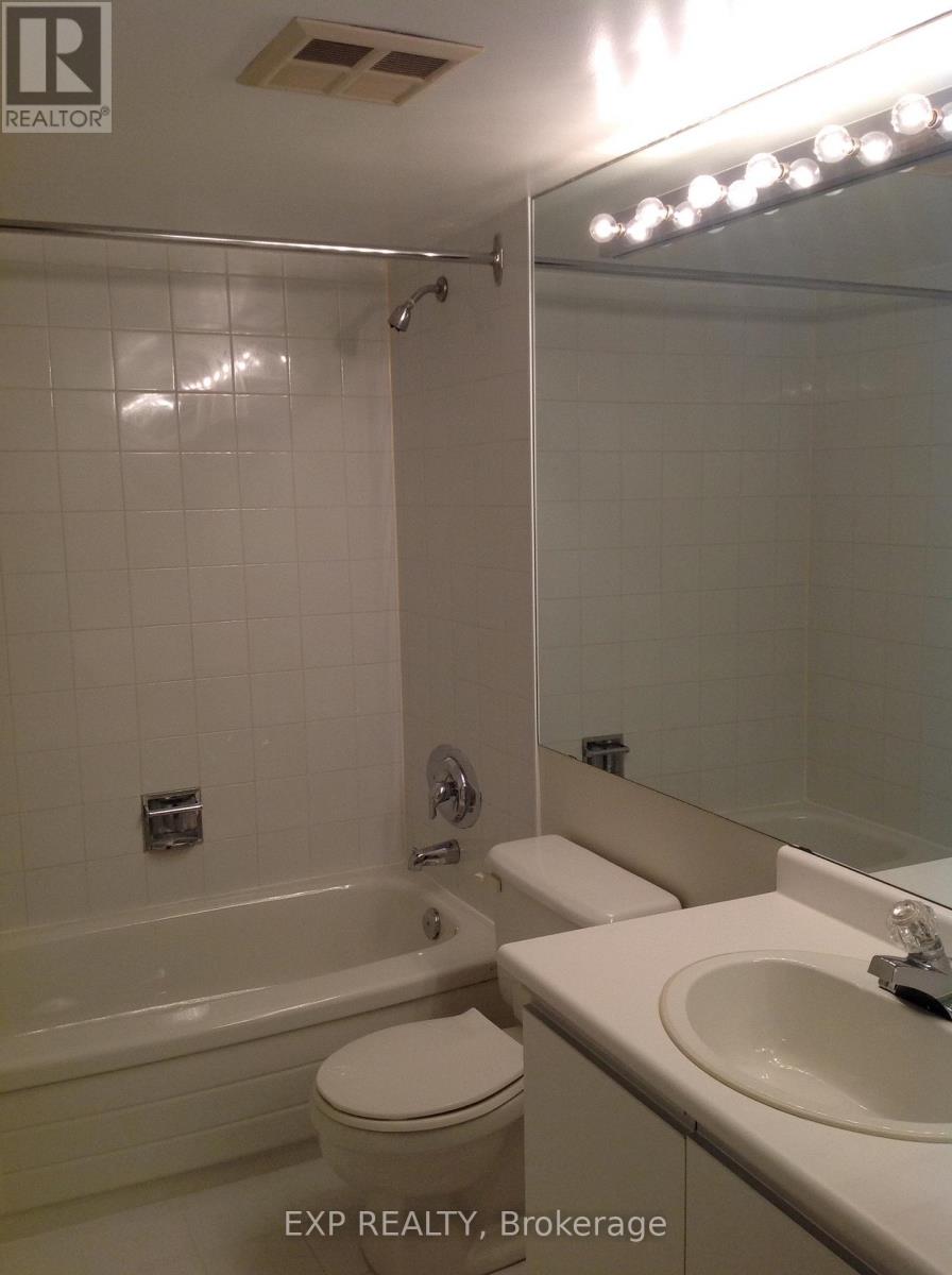 1411 - 1121 Steeles Avenue W, Toronto, Ontario  M2R 3W7 - Photo 19 - C12452218