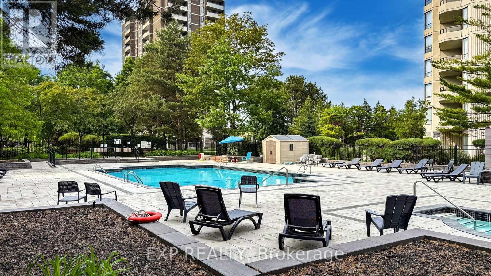 1411 - 1121 Steeles Avenue W, Toronto, Ontario  M2R 3W7 - Photo 30 - C12452218