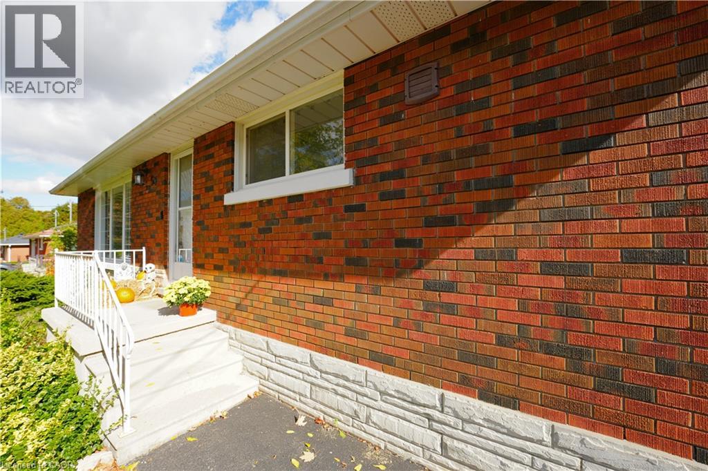 53 Freeman Avenue, Guelph, Ontario  N1H 4S9 - Photo 1 - 40776497