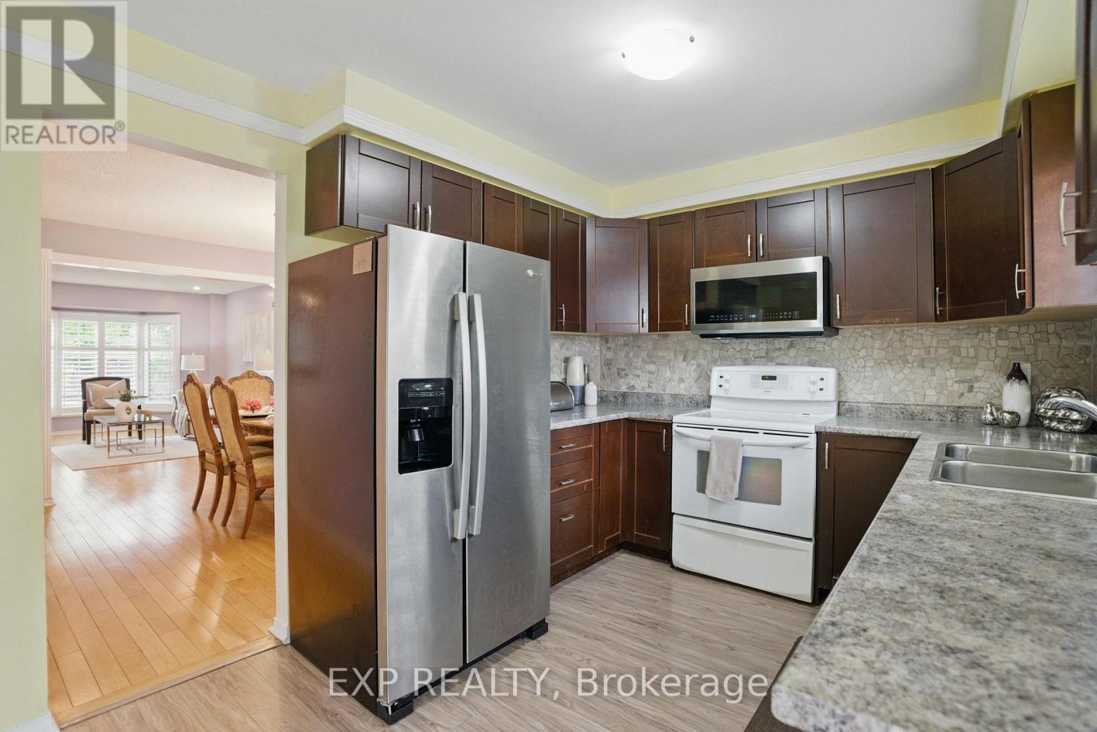 1041 Ridge Valley Drive, Oshawa, Ontario  L1K 2E5 - Photo 13 - E12452204