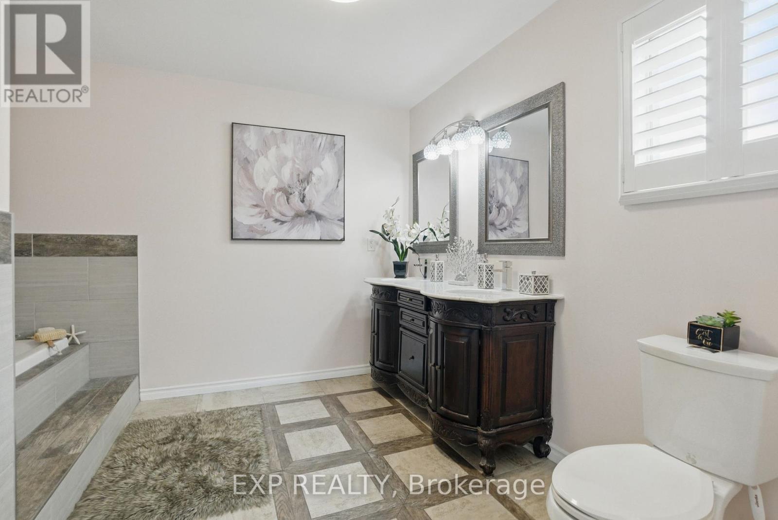 1041 Ridge Valley Drive, Oshawa, Ontario  L1K 2E5 - Photo 17 - E12452204