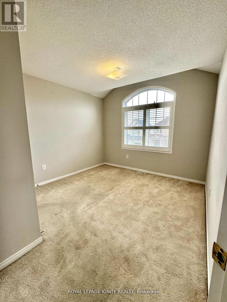 Upper - 5 Holroyd Street, Ajax, Ontario  L1Z 0R7 - Photo 12 - E12452206
