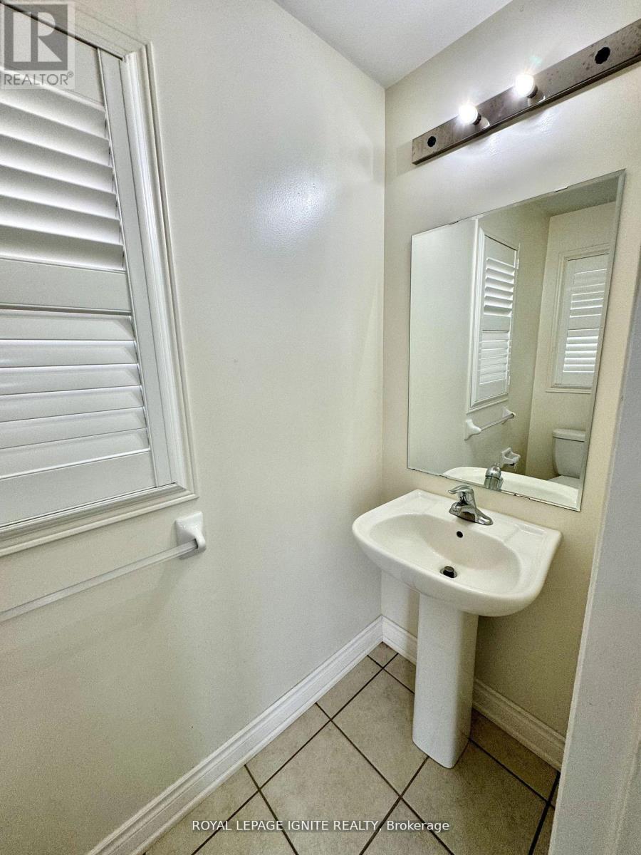 Upper - 5 Holroyd Street, Ajax, Ontario  L1Z 0R7 - Photo 16 - E12452206