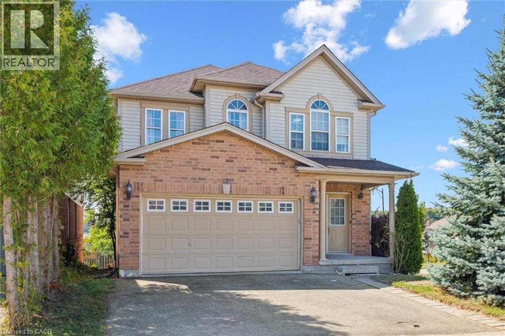 733 Karlsfeld Road, Waterloo, Ontario  N2T 2W4 - Photo 2 - 40757586