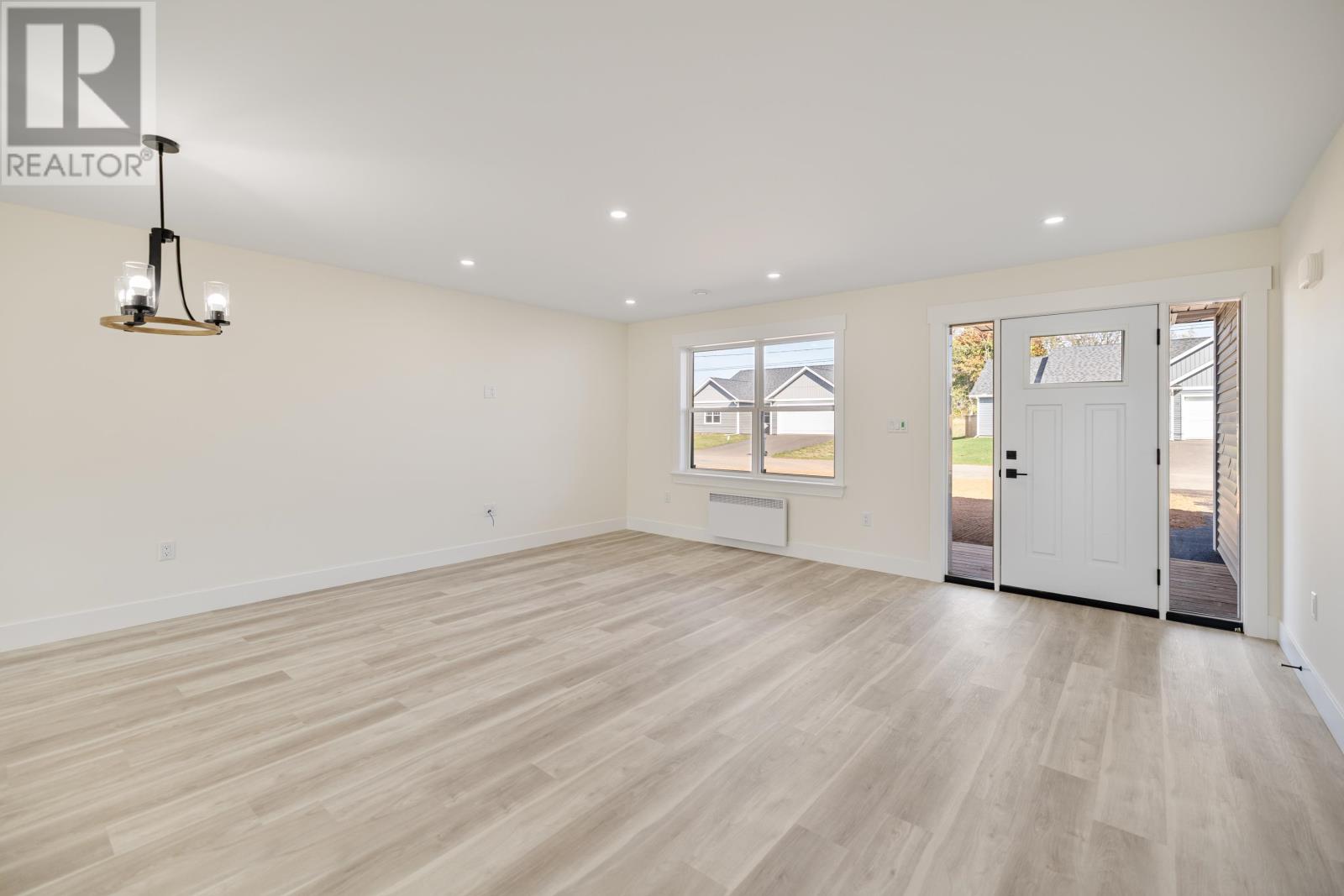 54 Smallwood Terrace, Stratford, Prince Edward Island  C1B 4L8 - Photo 14 - 202525442