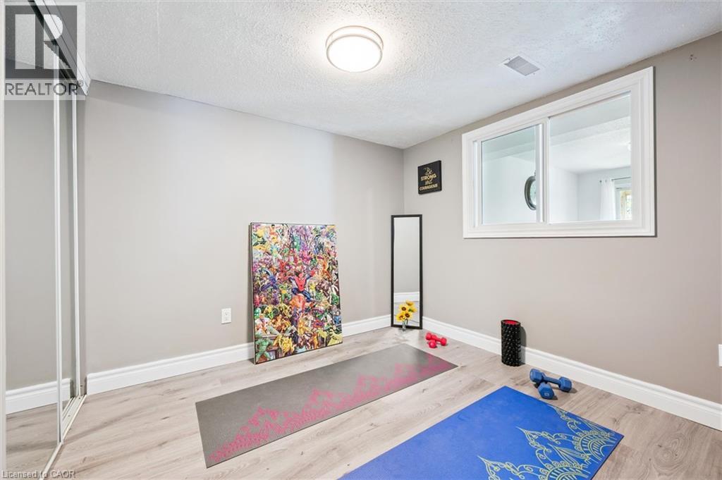 733 Karlsfeld Road, Waterloo, Ontario  N2T 2W4 - Photo 38 - 40757586
