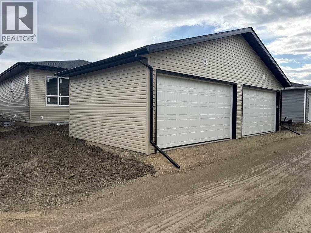 95 Gray Close, Sylvan Lake, Alberta  T4S 0W4 - Photo 2 - A2188807