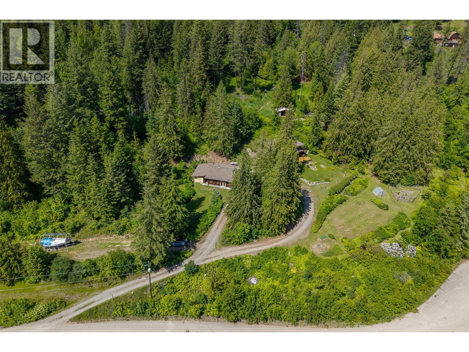 3019 Hopwood Road, Lee Creek, British Columbia  V0E 1M4 - Photo 70 - 10348129