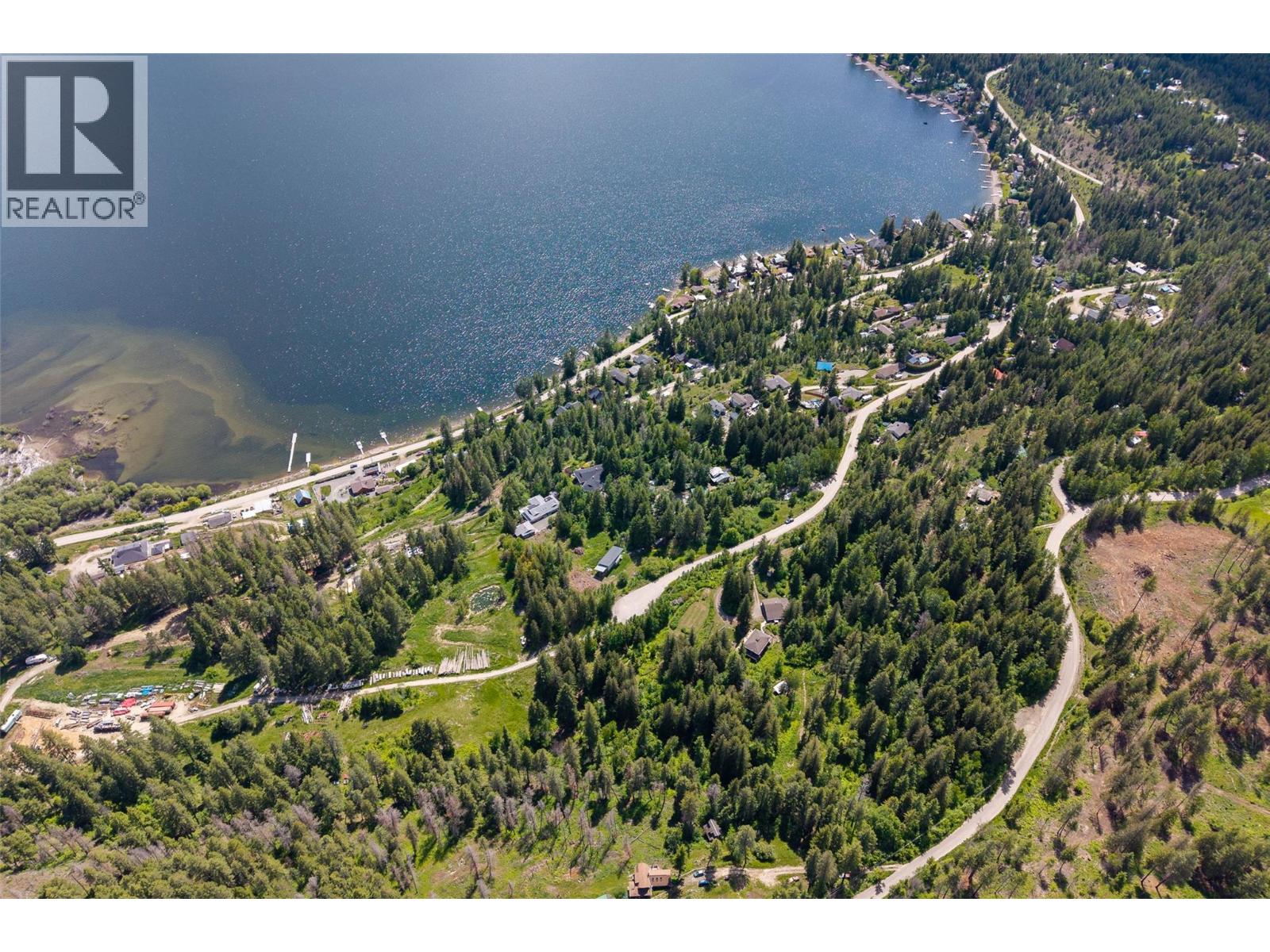 3019 Hopwood Road, Lee Creek, British Columbia  V0E 1M4 - Photo 5 - 10348129