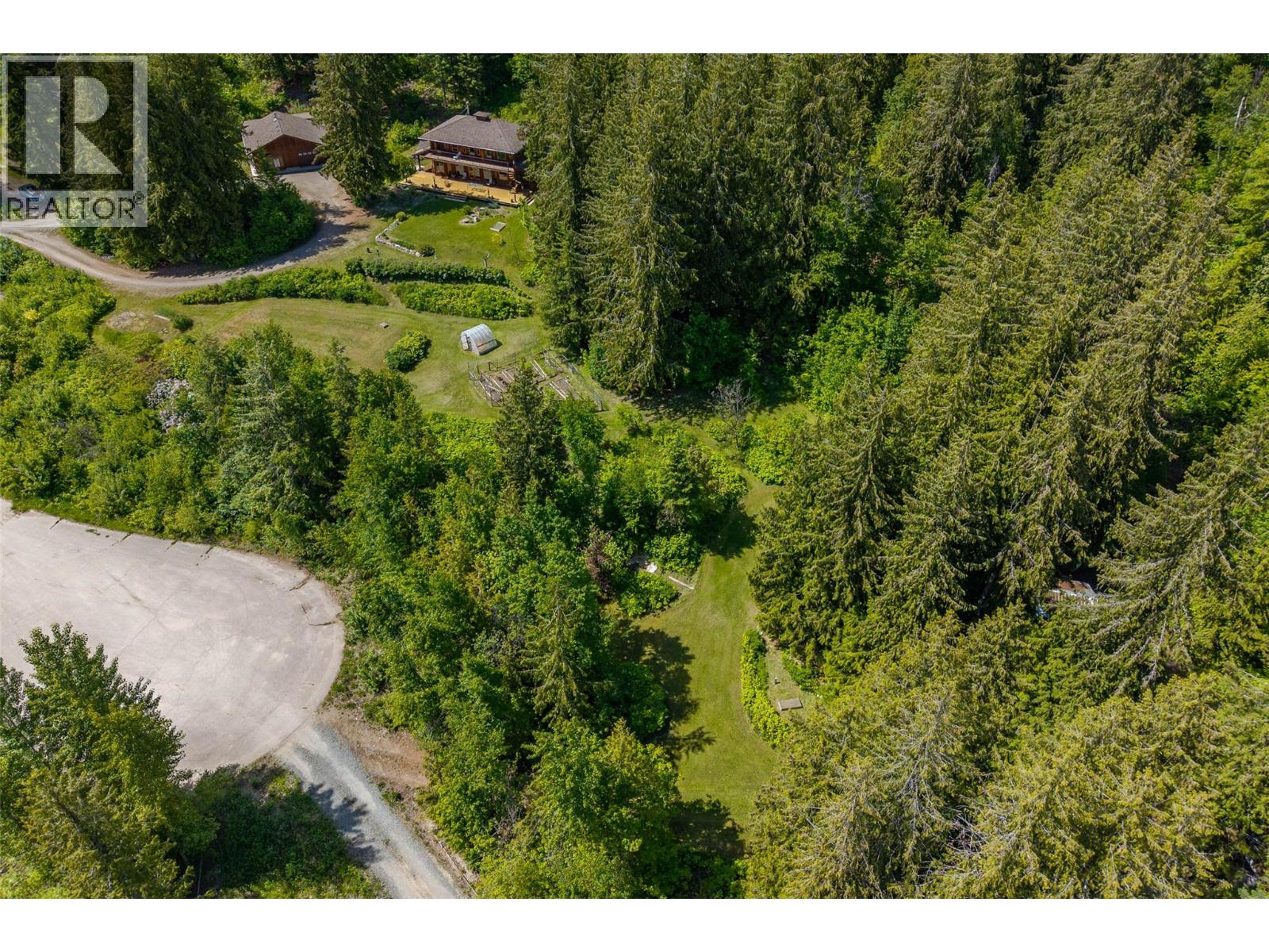 3019 Hopwood Road, Lee Creek, British Columbia  V0E 1M4 - Photo 72 - 10348129