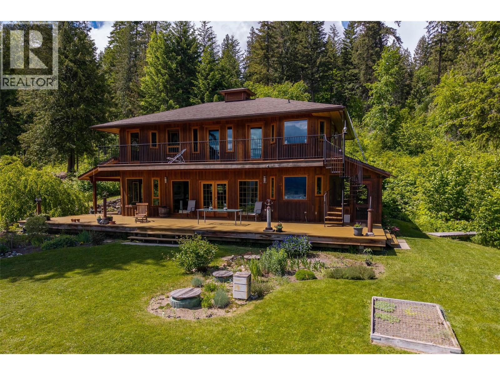 3019 Hopwood Road, Lee Creek, British Columbia  V0E 1M4 - Photo 78 - 10348129