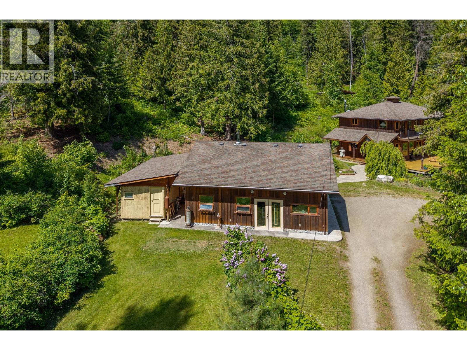 3019 Hopwood Road, Lee Creek, British Columbia  V0E 1M4 - Photo 86 - 10348129