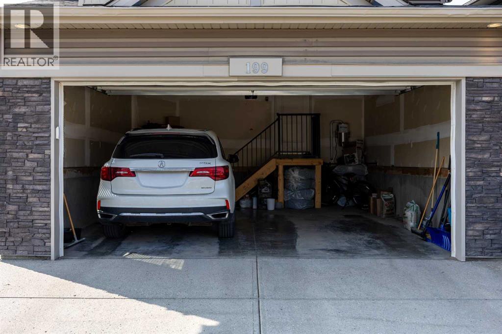 199 Evansglen Circle Nw, Calgary, Alberta  T3P 0W8 - Photo 3 - A2257099