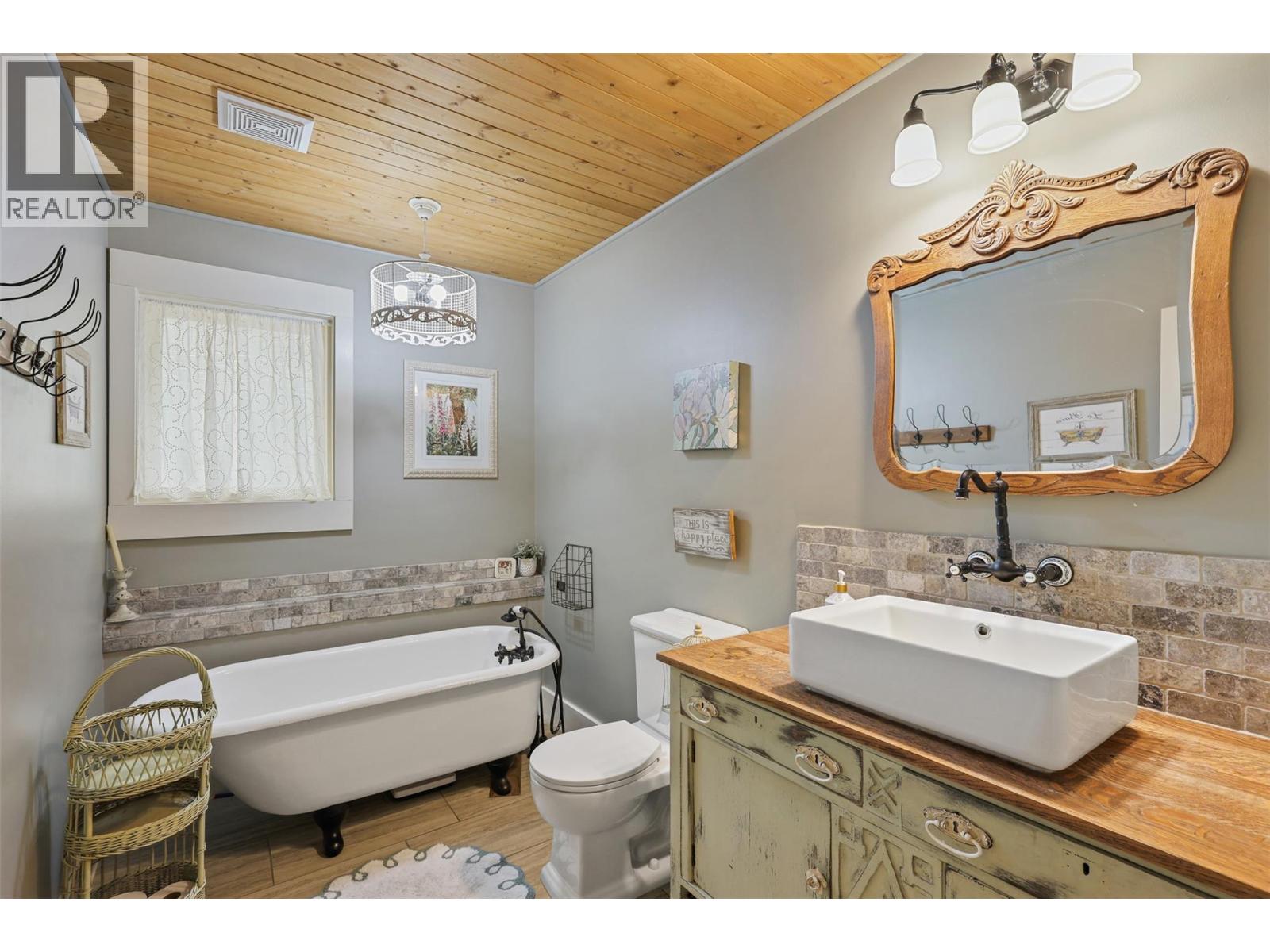 1580 Monte Creek Road, Kamloops, British Columbia  V0E 2M0 - Photo 32 - 10361917