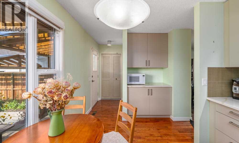111 Abinger Crescent Ne, Calgary, Alberta  T2A 6L2 - Photo 9 - A2258871