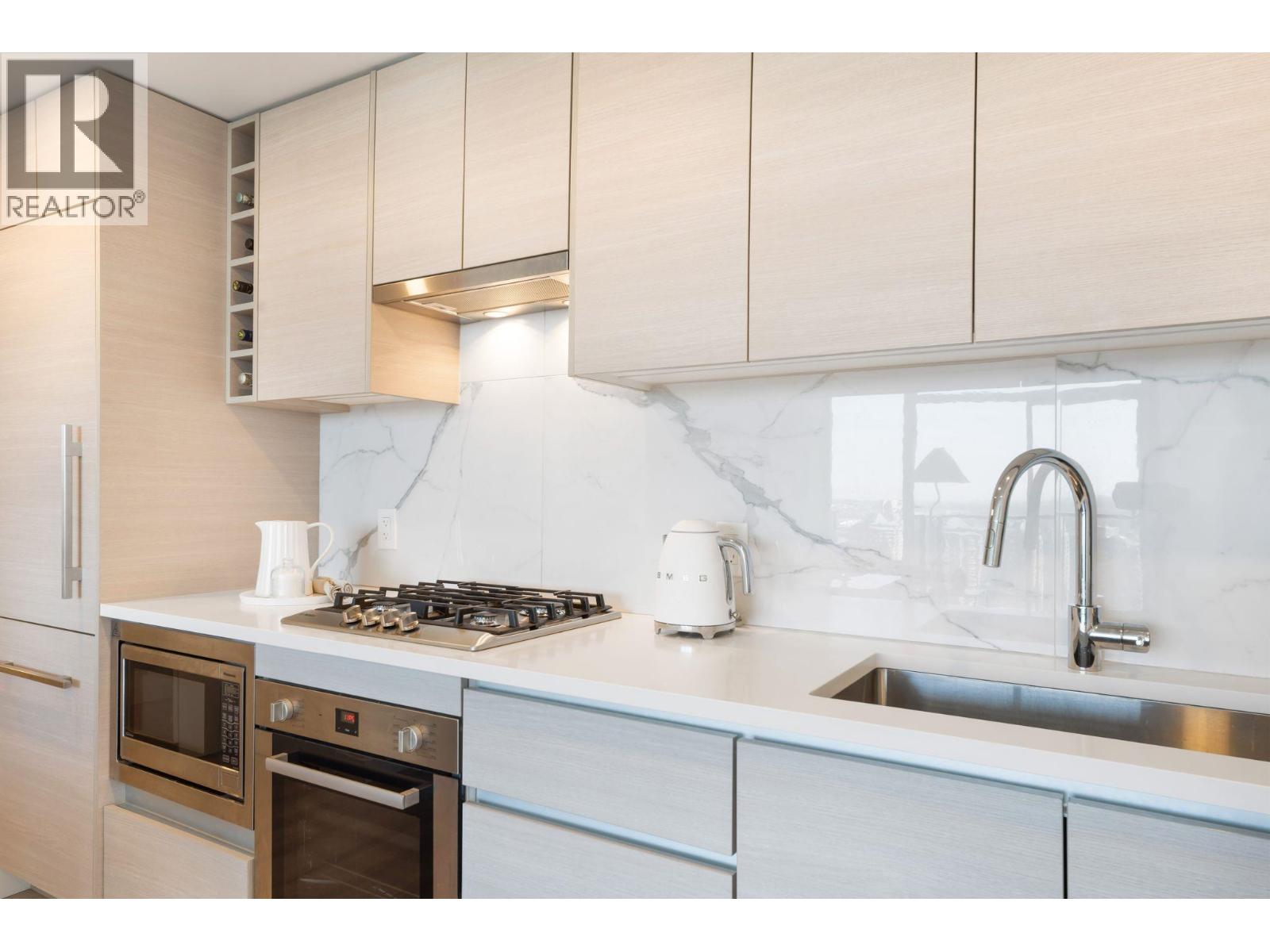 2401 823 Carnarvon Street, New Westminster, British Columbia  V3M 0N5 - Photo 6 - R3055607
