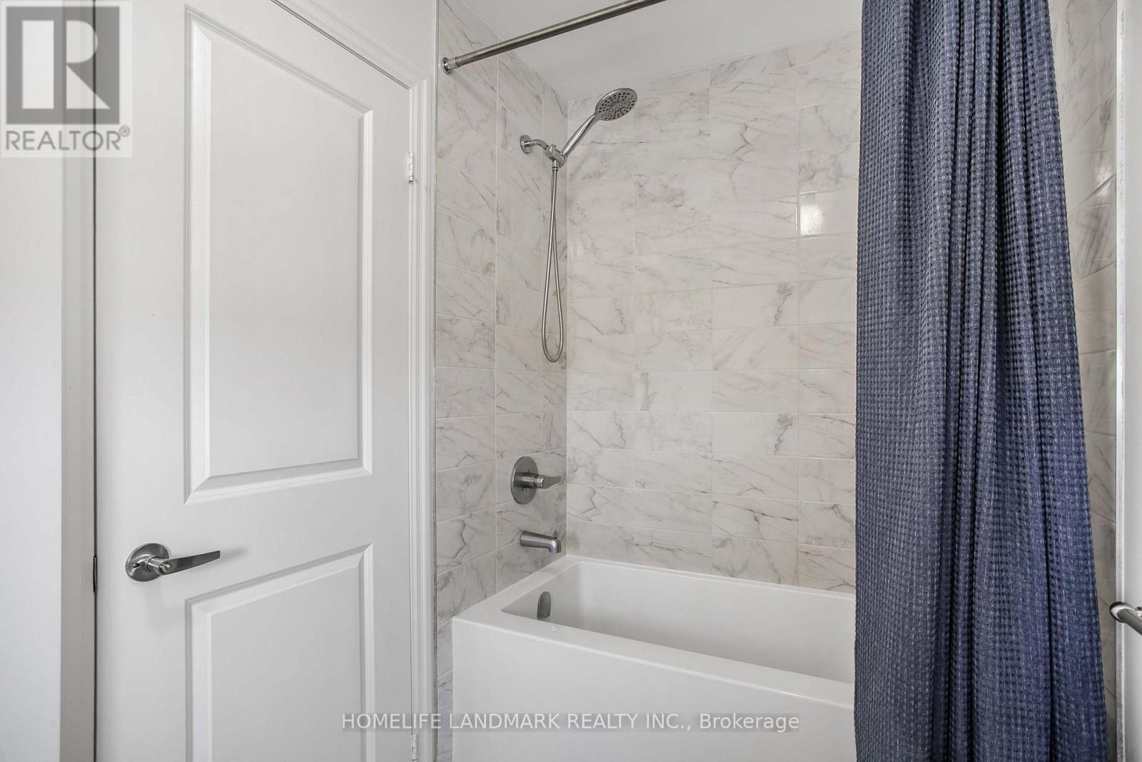6 Cloverridge Avenue, East Gwillimbury, Ontario  L9N 0V3 - Photo 30 - N12435415