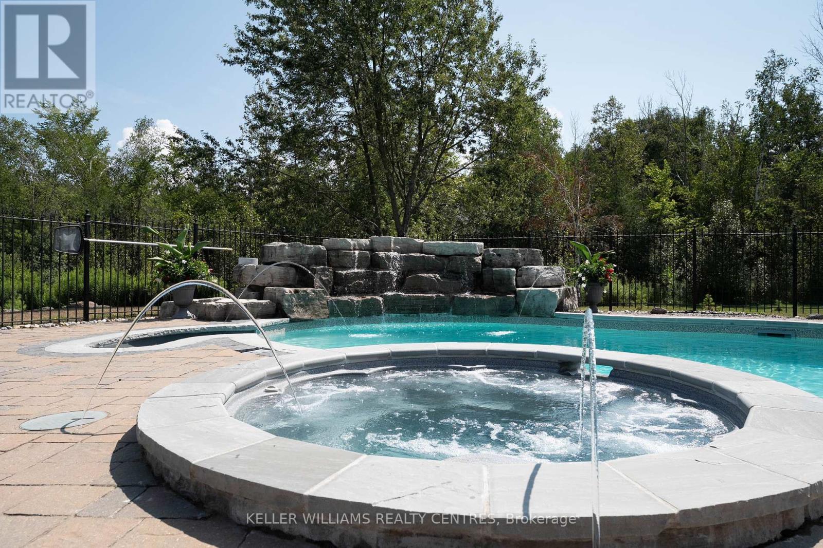 6871 Black River Road, Georgina, Ontario  L0E 1R0 - Photo 44 - N12452189