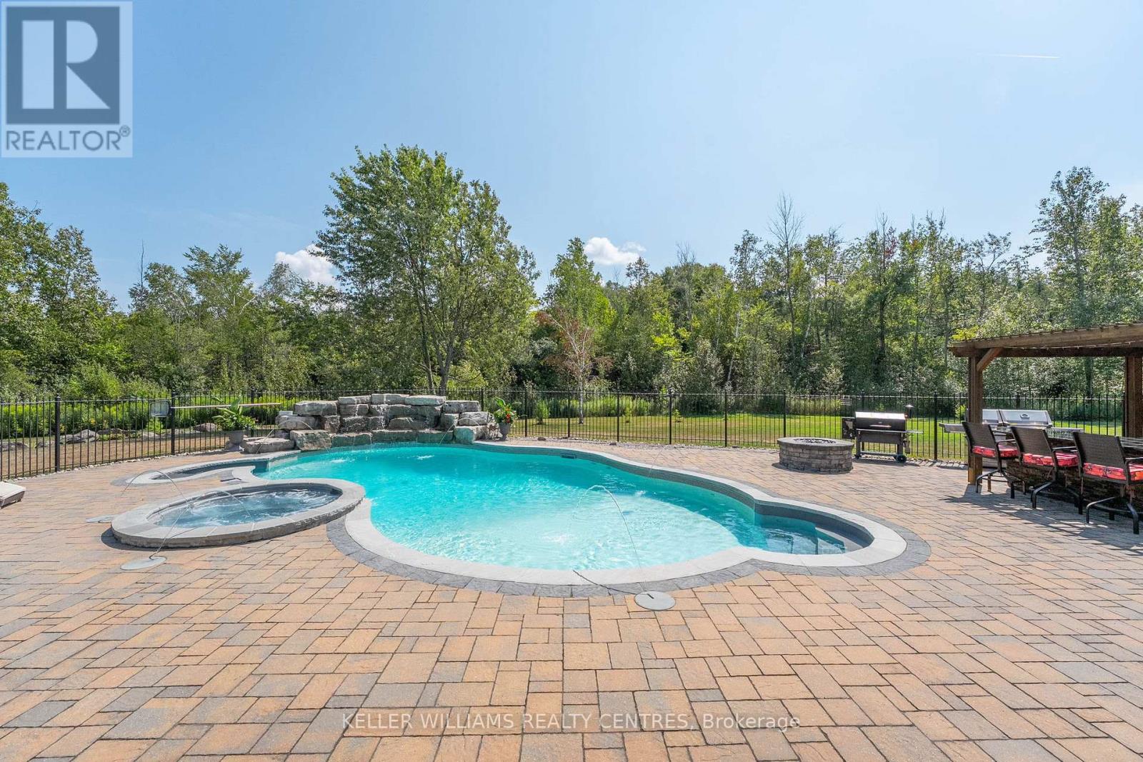 6871 Black River Road, Georgina, Ontario  L0E 1R0 - Photo 45 - N12452189