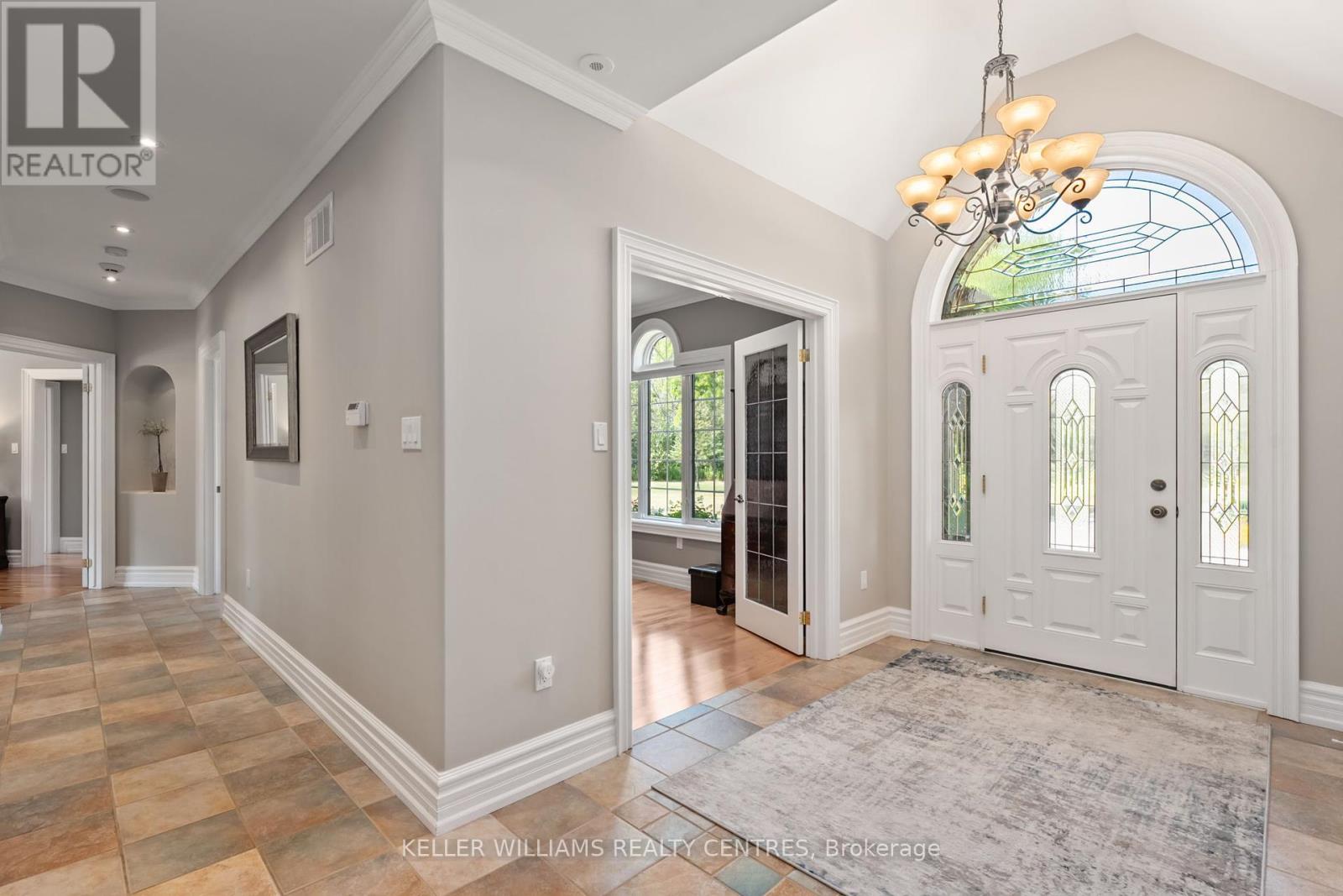 6871 Black River Road, Georgina, Ontario  L0E 1R0 - Photo 5 - N12452189