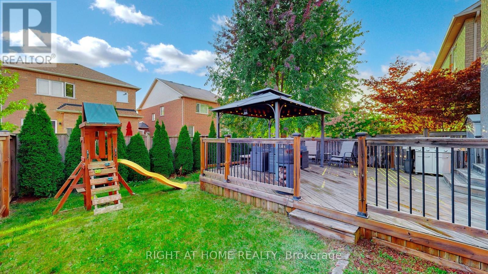 110 Thatcher Crescent, East Gwillimbury, Ontario  L9N 0B9 - Photo 38 - N12452208