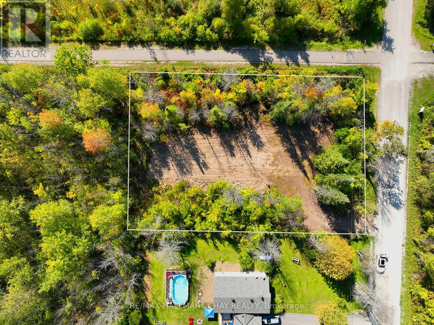 41 Bass Bay Drive, Tay, Ontario  L0K 2A0 - Photo 3 - S12396247
