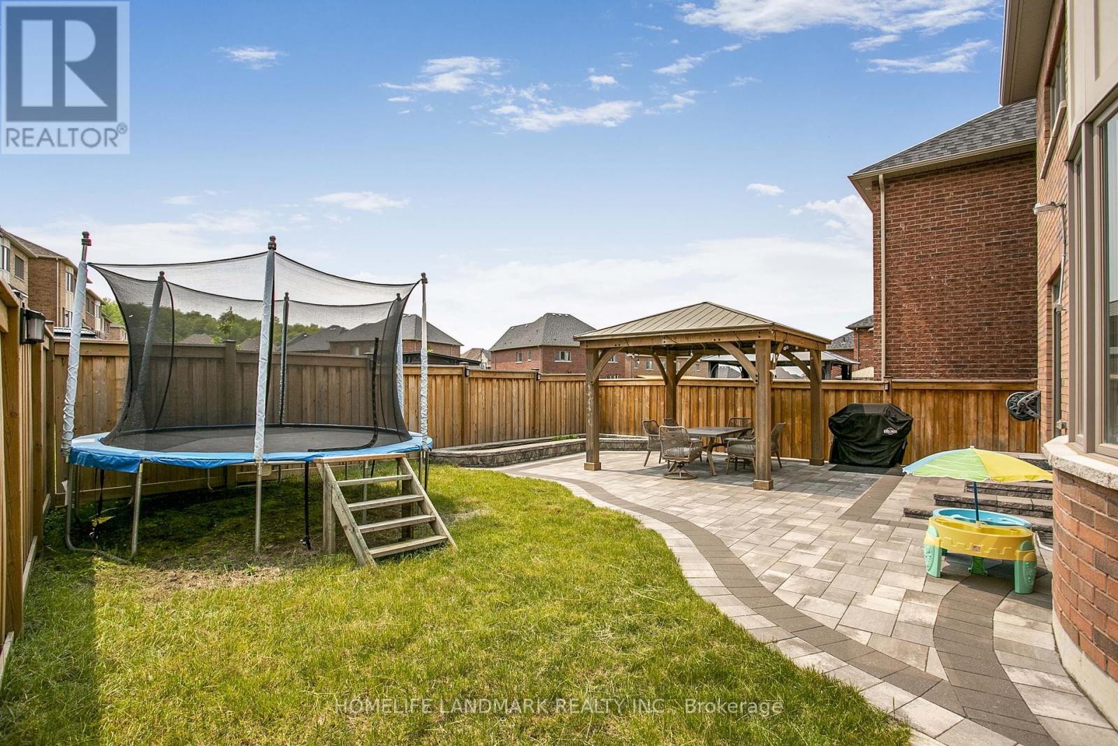 6 Cloverridge Avenue, East Gwillimbury, Ontario  L9N 0V3 - Photo 34 - N12435415