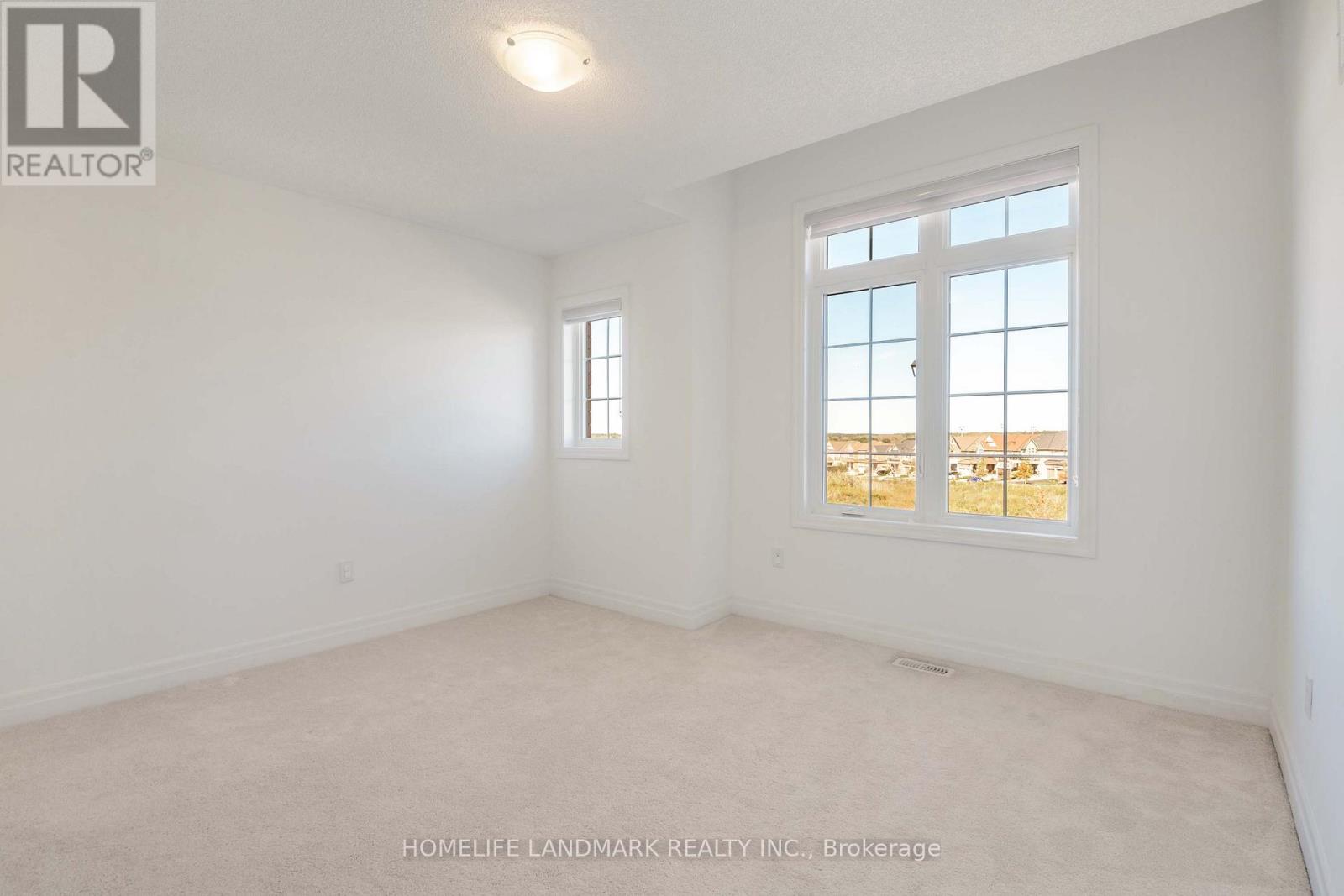 6 Cloverridge Avenue, East Gwillimbury, Ontario  L9N 0V3 - Photo 27 - N12435415