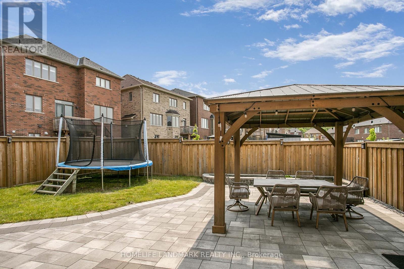 6 Cloverridge Avenue, East Gwillimbury, Ontario  L9N 0V3 - Photo 36 - N12435415