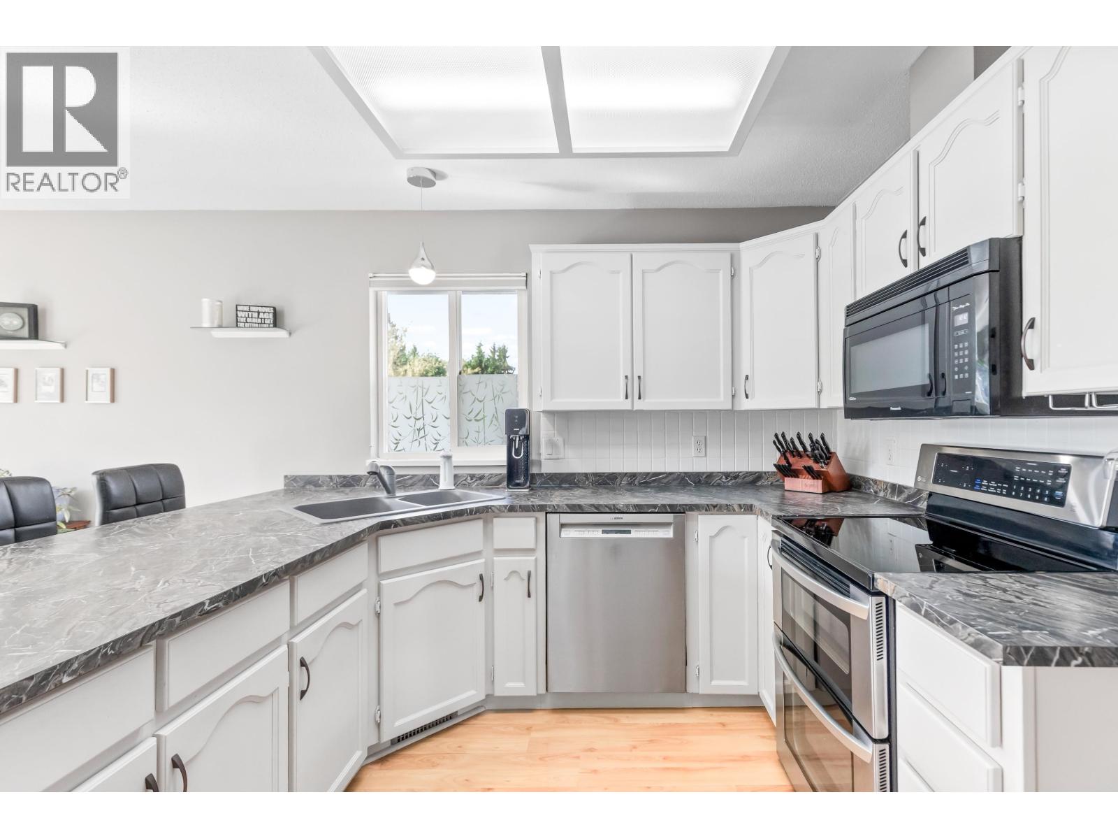 24816 118 B Avenue, Maple Ridge, British Columbia  V4R 1Z2 - Photo 4 - R3053018