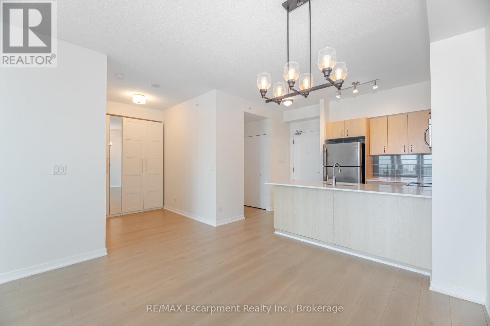 2301 - 150 East Liberty Street, Toronto, Ontario  M6K 3R5 - Photo 9 - C12452280