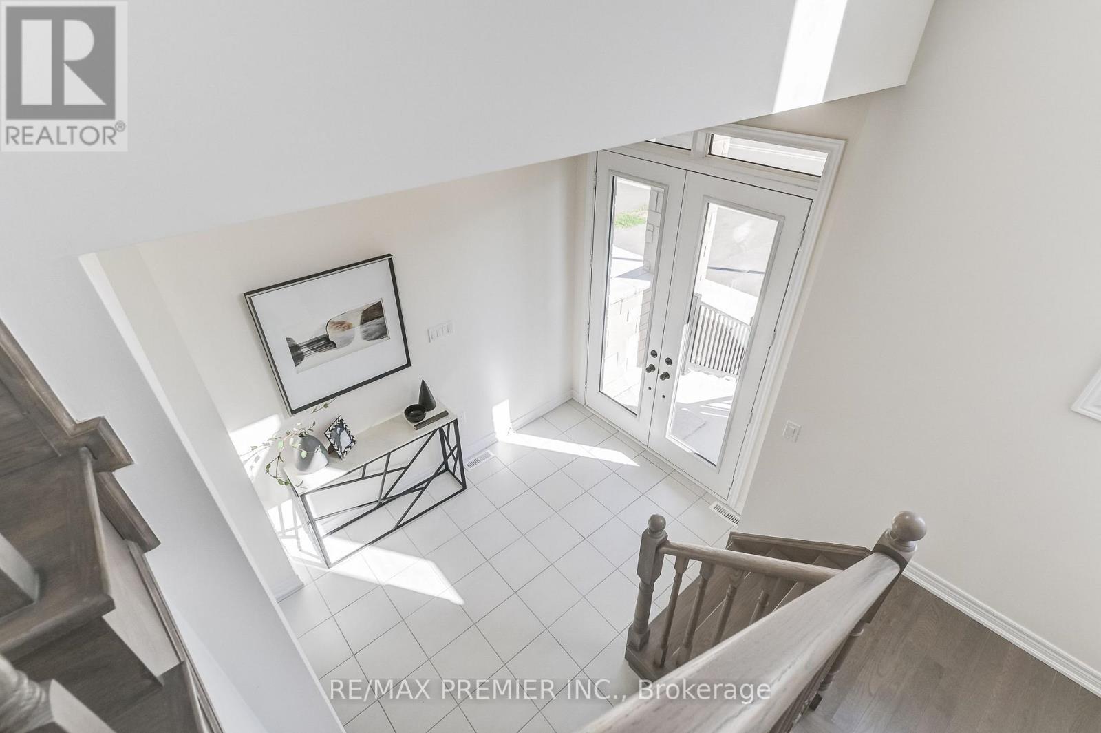 222 Mckean Drive, Whitchurch-Stouffville, Ontario  L4A 5C2 - Photo 25 - N12197157