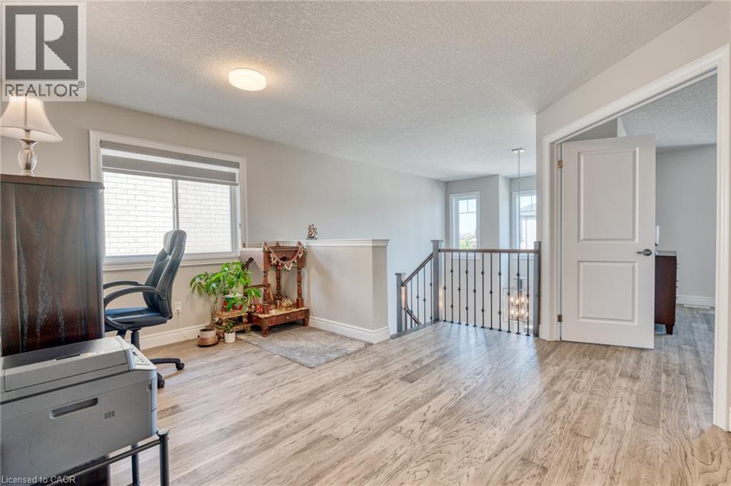 16 Eringate Court, Stoney Creek, Ontario  L8J 0L7 - Photo 20 - 40777459