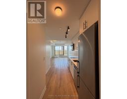 616 - 9 CROHAM ROAD, Toronto, Ontario